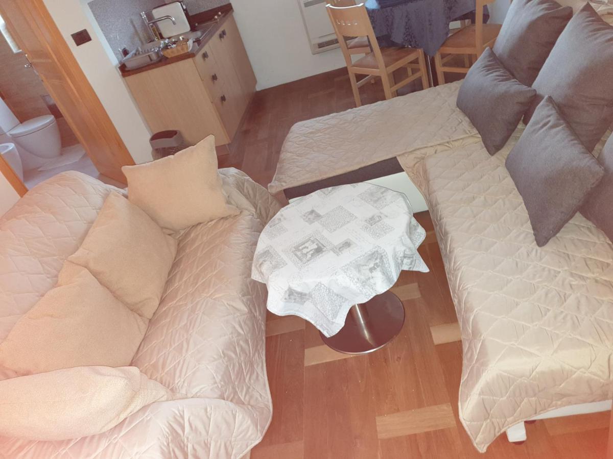 Smartno Apartmaji Sobe Josko Exterior photo